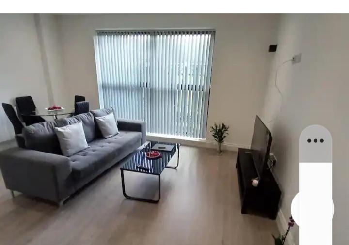 Lovely 2-Bedrooms With Free Parking Canvey Island Экстерьер фото