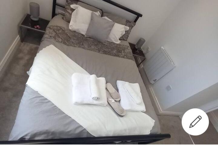 Lovely 2-Bedrooms With Free Parking Canvey Island Экстерьер фото